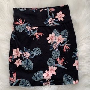 Floral mini skirt